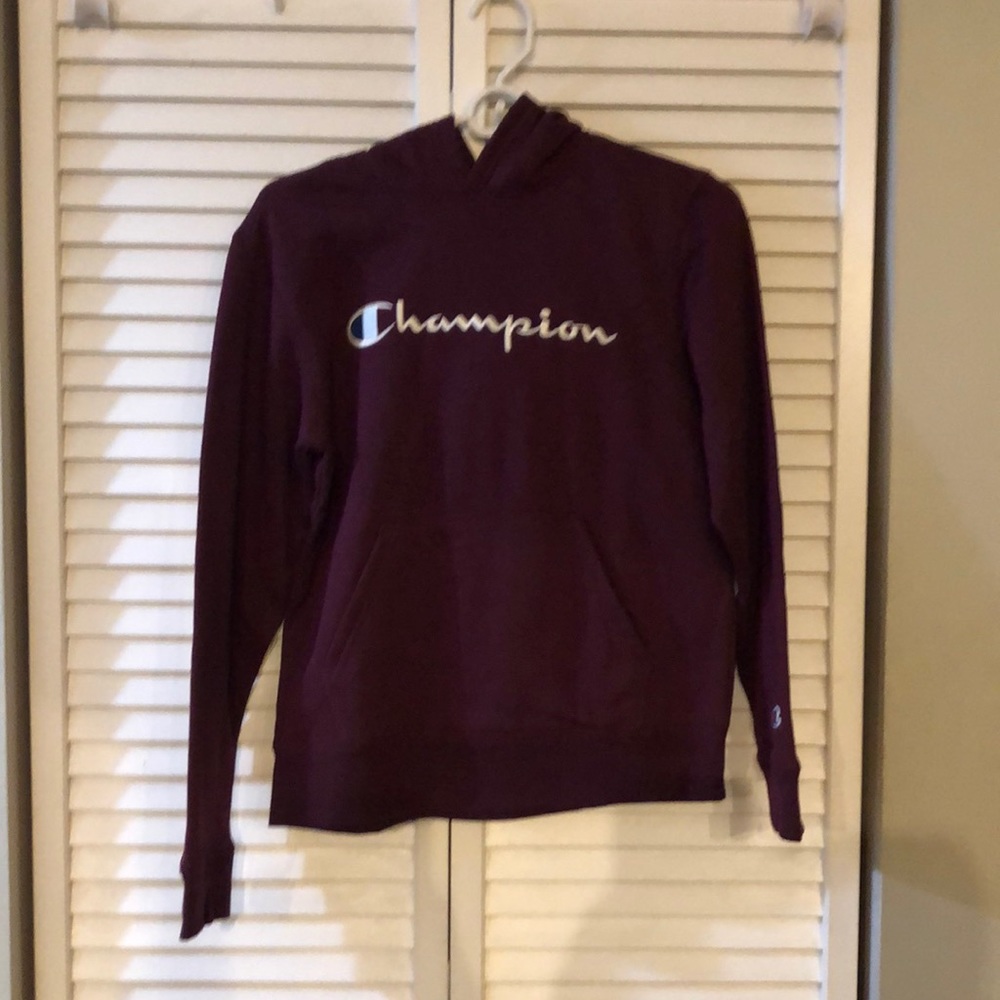 Women’s Maroon Champion hoodie